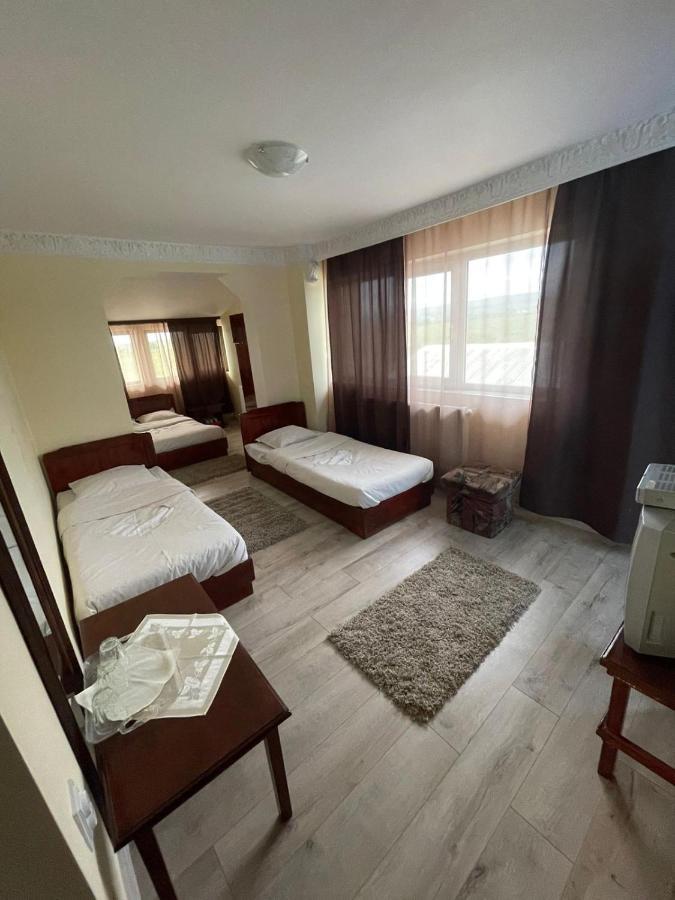 Motel Orion Obrejita Exteriér fotografie