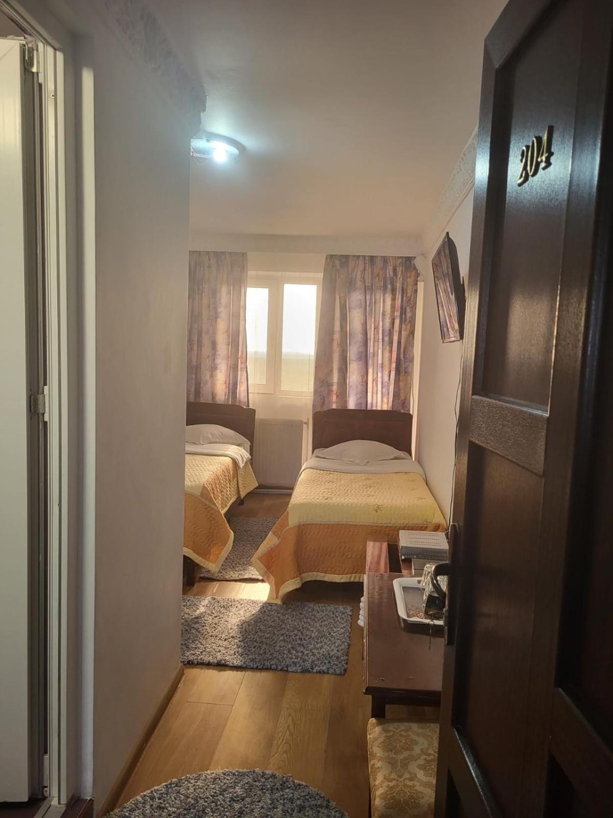Motel Orion Obrejita Exteriér fotografie